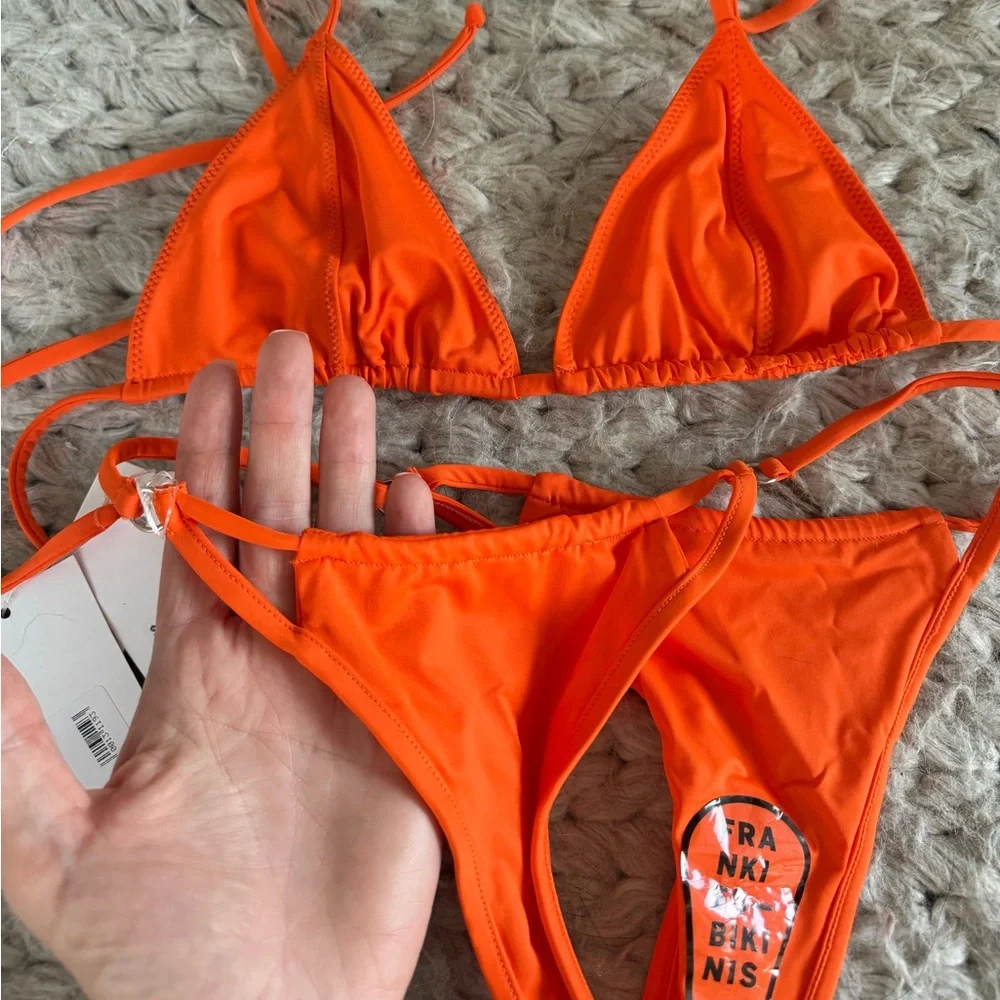 NWT- Frankie’s bikini